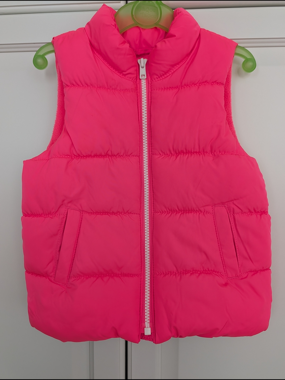 2/$20 Old Navy Pink Puffer Vest – Toddler 3T